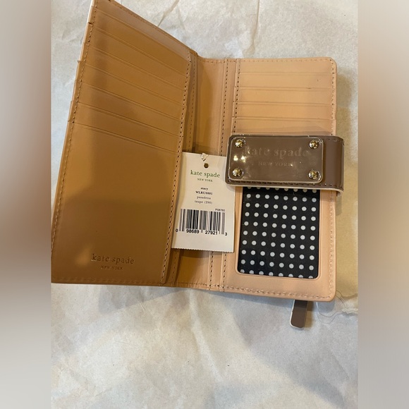 Kate Spade Wallet - Picture 3 of 5